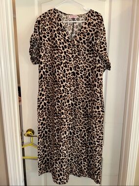 Leopard Print V-Neck Midi Dress in Beige & Black